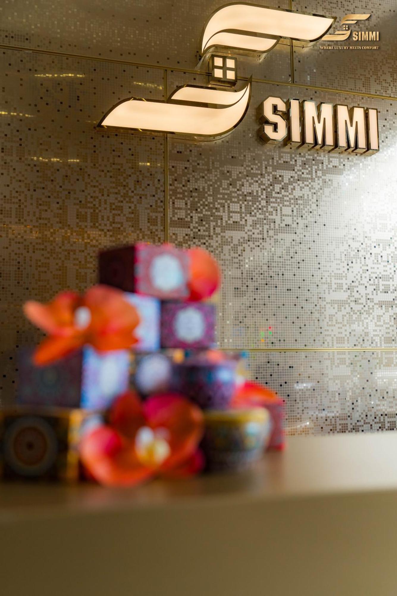 Simmi 6 & Hô Chi Minh-Ville